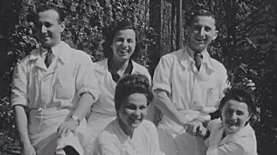 INFRAROUGE : DES MÉDECINS DANS LA RÉSISTANCE INFRAROUGE : DES MÉDECINS DANS LA RÉSISTANCE