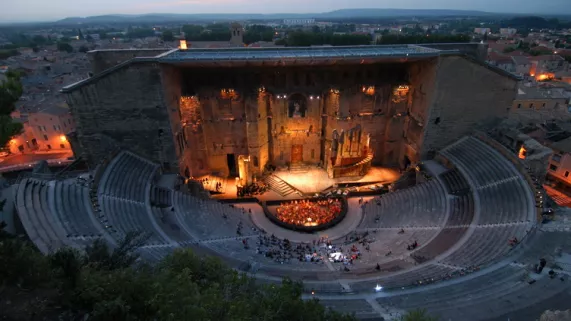 Le Théâtre Antique d' Orange