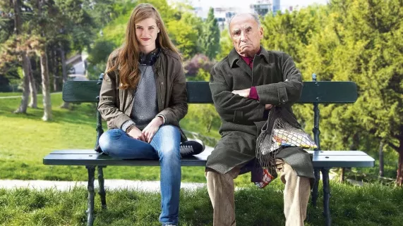 L'ETUDIANTE ET MONSIEUR HENRI  L'ETUDIANTE ET MONSIEUR HENRI