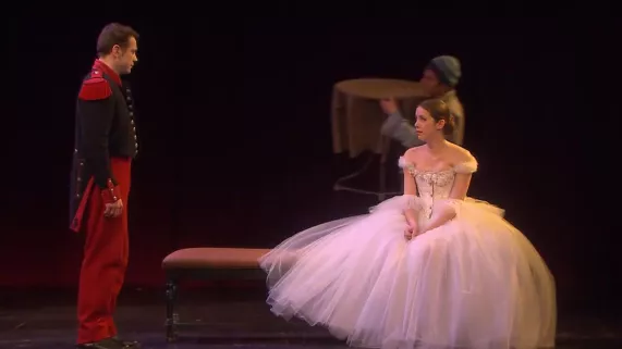 AU THÉÂTRE CHEZ SOI : COLOMBE AU THÉÂTRE CHEZ SOI : COLOMBE