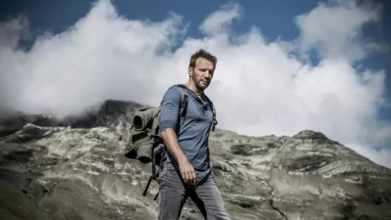 ALEX HUGO : LA MORT OU LA BELLE VIE ALEX HUGO : LA MORT OU LA BELLE VIE