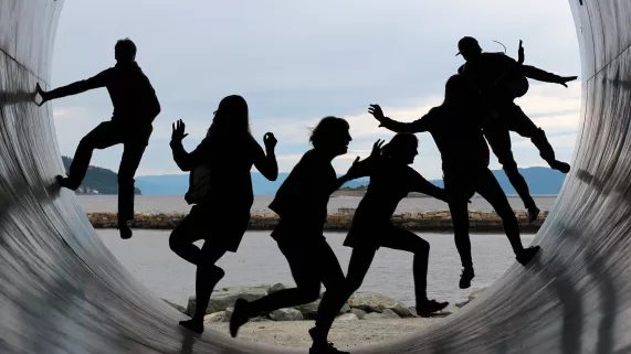 Rapprocher © Broesis Rapprocher © Broesis