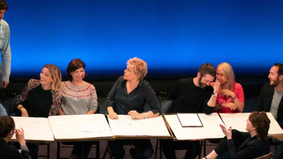 LA TROUPE A PALMADE S'AMUSE AVEC... MURIEL ROBIN LA TROUPE A PALMADE S'AMUSE AVEC... MURIEL ROBIN