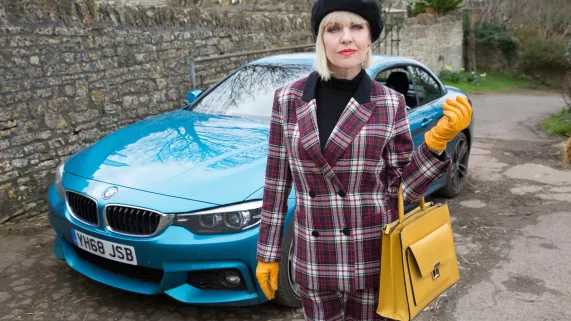 ©LastTV and Company Pictures with all3media international AGATHA RAISIN S03