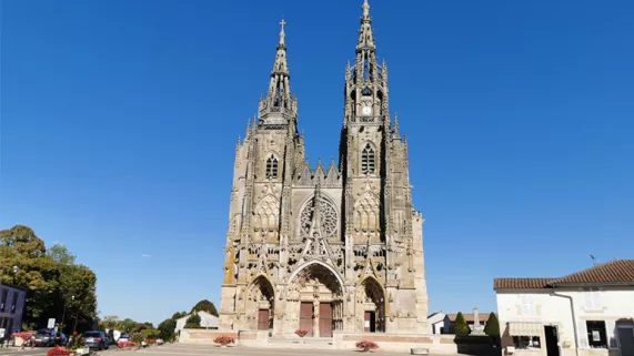 Basilique Notre-Dame de l'Épine © France Télévisions / Didier Ohmer Basilique Notre-Dame de l'Épine © France Télévisions / Didier Ohmer