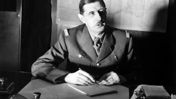 DE GAULLE