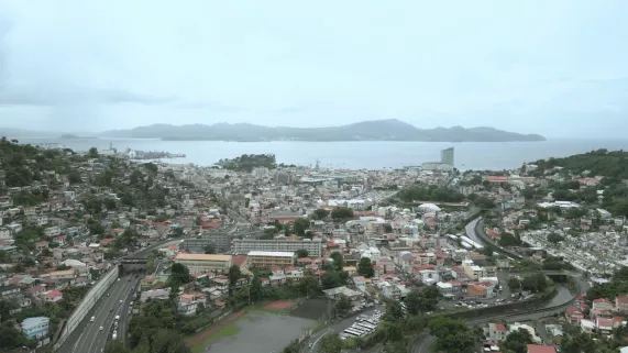 Retour au Péyi Retour au Péyi