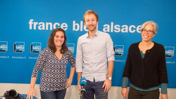 Aude Raso, journaliste ; Hubert Desmarest, animateur et Aurélie Locquet, journaliste à France Bleu Alsace Equipe de France Bleu Alsace Matin