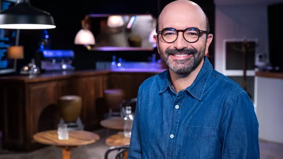 Patrick Noviello présente le 18h30  Patrick Noviello présente le 18h30