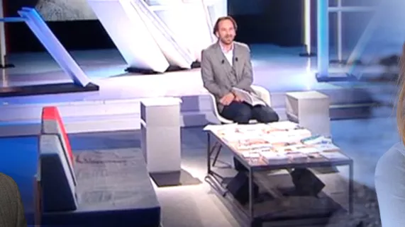 LA GRANDE LIBRAIRIE Dans La grande librairie, lundi 7 décembre  2020, François Busnel recevra Maud Fontenoy et Sylvain Tesson sur Réunion la 1ère.