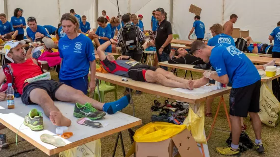 GRAN' MATIN - L’INVITE DE LA MATINALE GRAN’MATIN Semaine spéciale Grand Raid.  Un invité chaque matin pour tout savoir sur l’événement sportif de l’année.