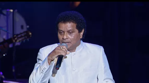 CONCERT ÉVÉNEMENT Jean-Pierre Boyer 40 ans de carrière CONCERT ÉVÉNEMENT Jean-Pierre Boyer 40 ans de carrière Vendredi 17 décembre 2021 à 19.50 sur Réunion la 1ère