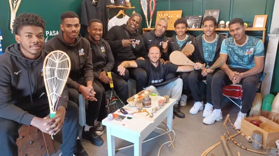 NA doc la pelote et le chaudron 