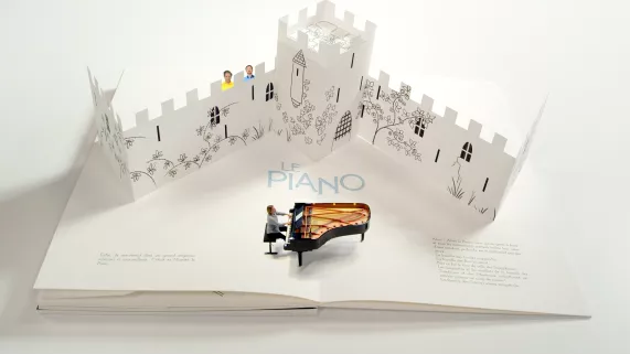 PICCOLO, SAXO ET COMPAGNIE ©Camera Lucida Productions PICCOLO, SAXO ET COMPAGNIE ©Camera Lucida Productions