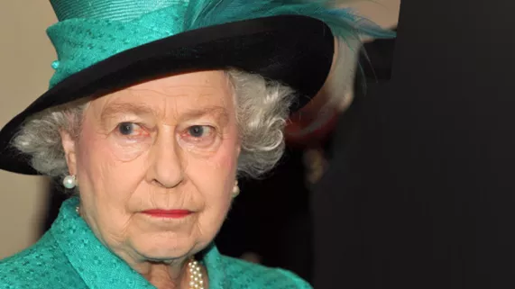 Reine_Elisabeth_II.png Reine_Elisabeth_II.png