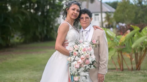 LAMOUR LE DOU SAISON  10 Lamour lé dou fait sa rentrée sur Réunion la 1ere. Rocaya signe son retour le vendredi 28 janvier dès19.45 pour une nouvelle saison placée sous le signe de l’émotion