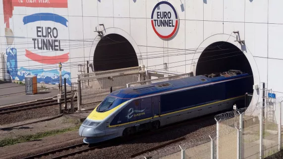 TUNNEL SOUS LA MANCHE 1920 (c) EURADIO