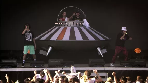 LORENZO GAROROCK 2018 ©PRIME ENTERTAINMENT GROUP LORENZO GAROROCK 2018 ©PRIME ENTERTAINMENT GROUP