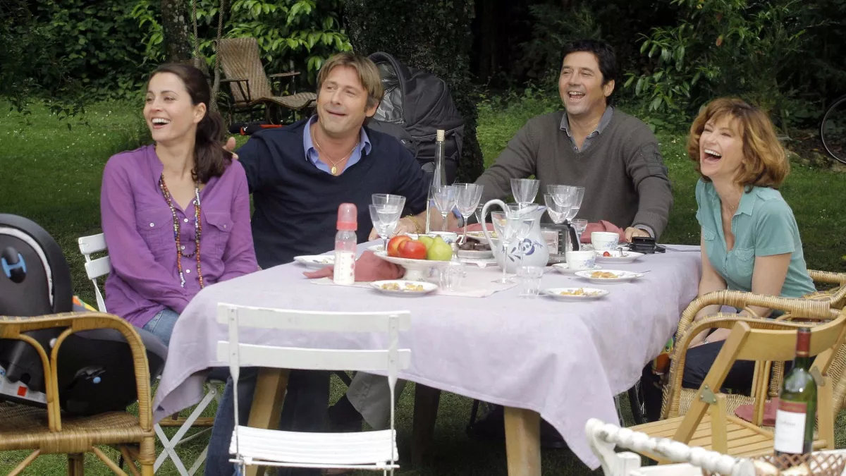 © TF1 International MES AMIS MES AMOURS MES EMMERDES - Saison 1
