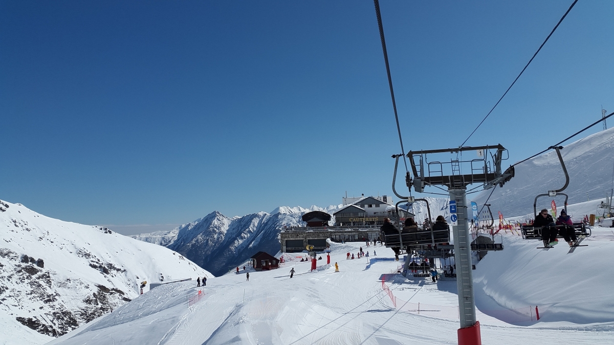 ©Everoux station de ski de Cauterets ( 65 ) Pyrénées Station de ski de Cauterets ( 65 ) Pyrénées