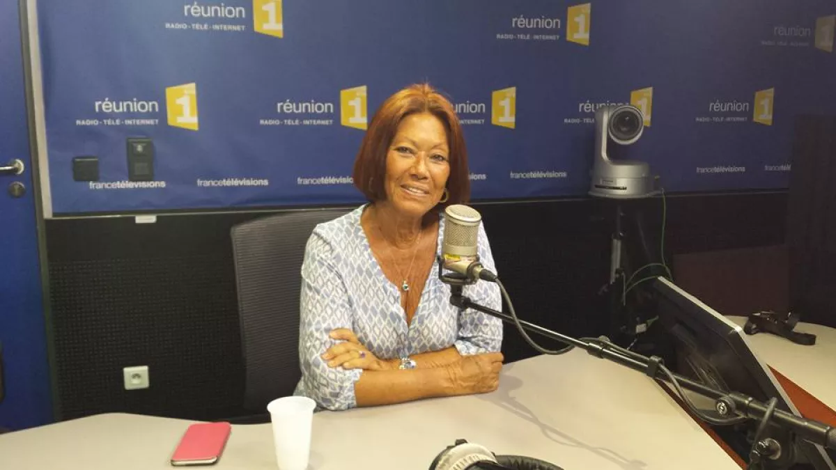 UNE VIE REUNIONNAISE AVEC MARGIE SUDRE -SECRÉTAIRE D’ÉTAT A LA FRANCOPHONIE ET PRÉSIDENTE DU HCCP UNE VIE REUNIONNAISE AVEC MARGIE SUDRE - SECRÉTAIRE D’ÉTAT A LA FRANCOPHONIE ET PRÉSIDENTE DU HCCP