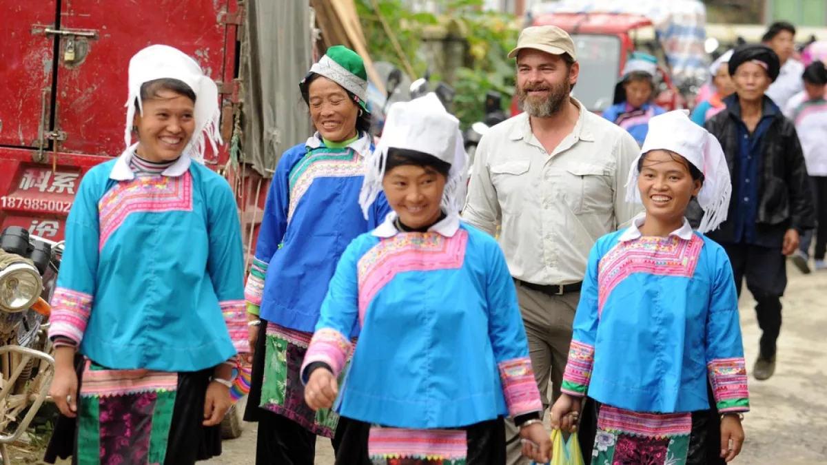 Rendez-vous en terre inconnue « Clovis Cornillac chez les Miao » Rendez-vous en terre inconnue « Clovis Cornillac chez les Miao »