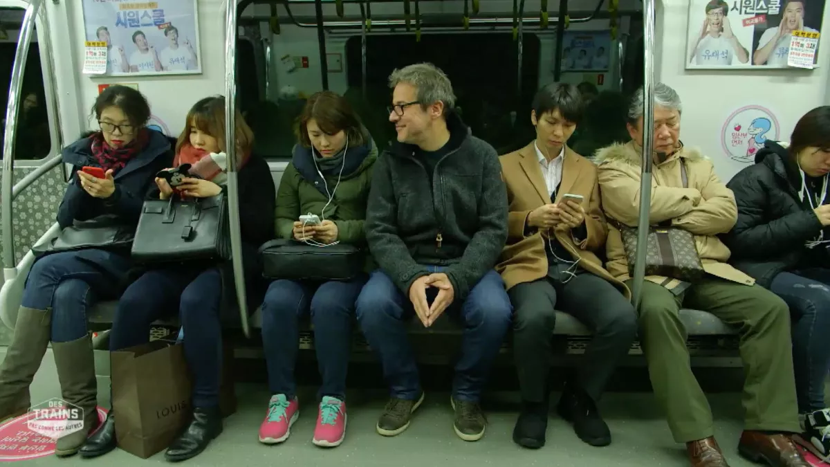 © Step by Step DES TRAINS PAS COMME LES AUTRES