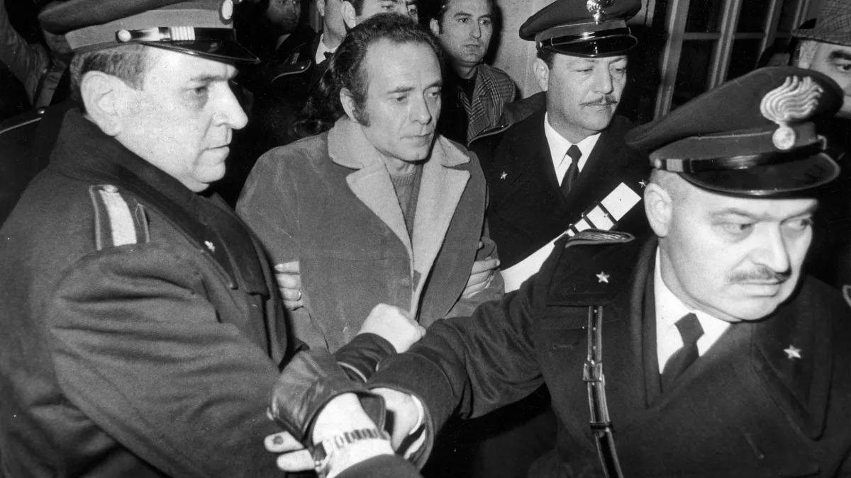 Accusé de l'attentat de la Piazza Fontana, l'anarchiste Pietro Valpreda est arrêté quelques jours plus tard. © Sunset Presse INTOX