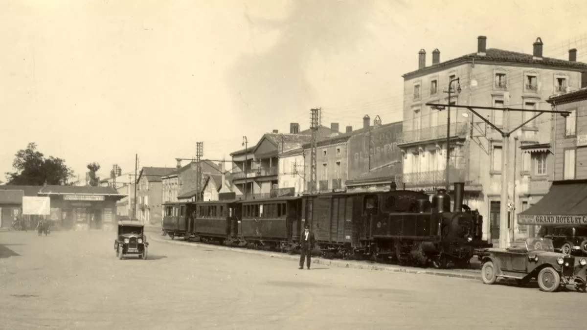 Voix têtues de la vo)ie étroite ©M.Viers-Gare de Castres en 1930