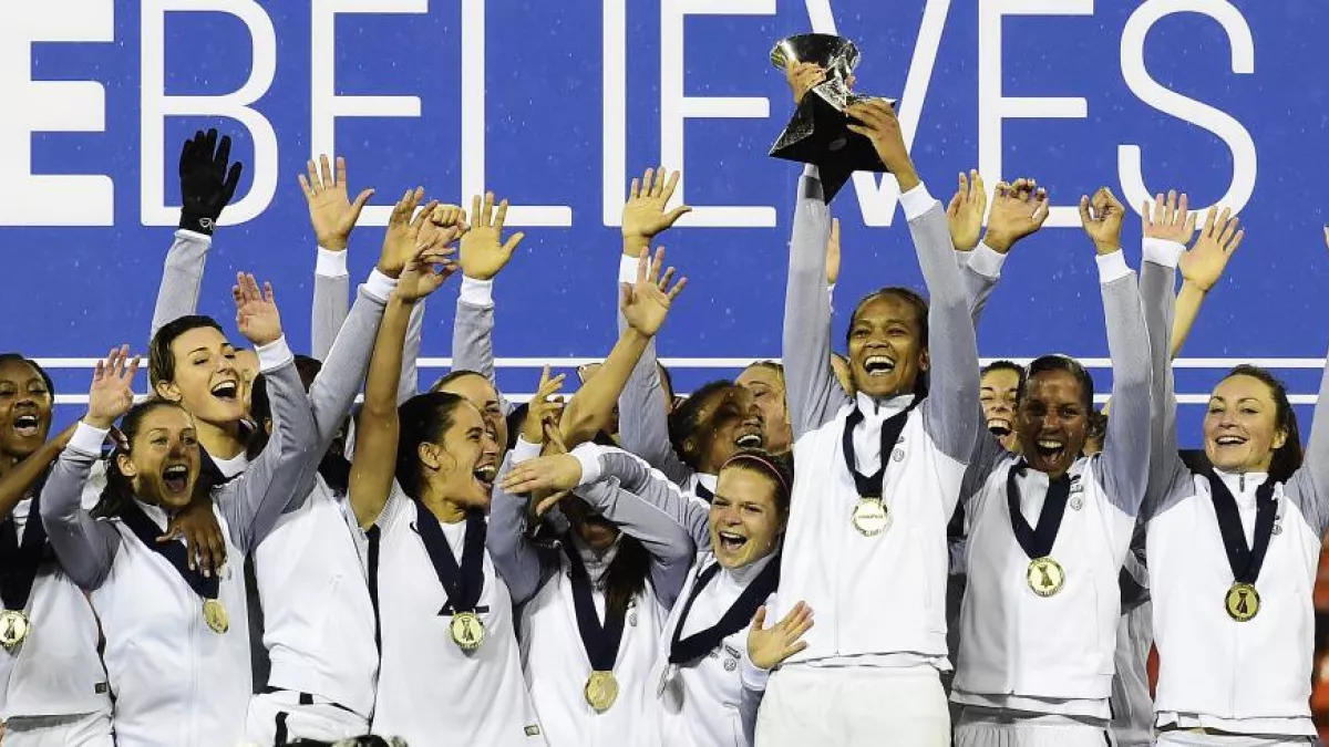 FOOT FEMININ - MATCH AMICAL : PAYS-BAS / FRANCE EN DIRECT SUR REUNION 1ERE FOOT FEMININ - MATCH AMICAL : PAYS-BAS / FRANCE EN DIRECT SUR REUNION 1ERE