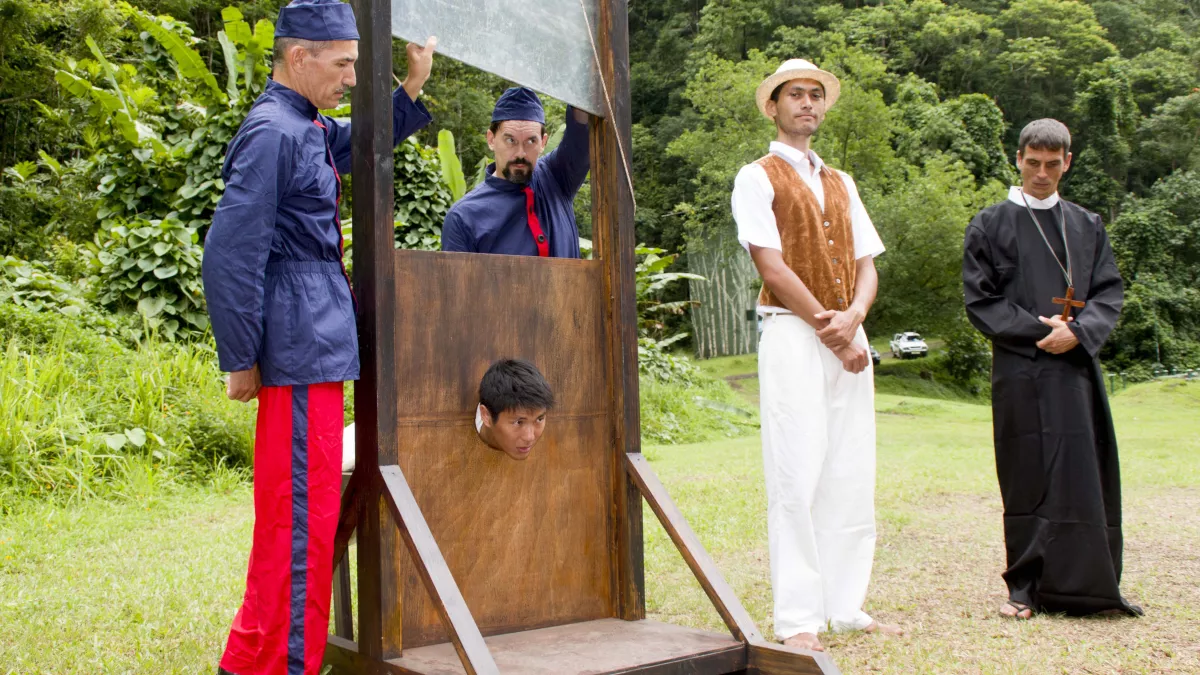 TahitiProdEvents La guillotine