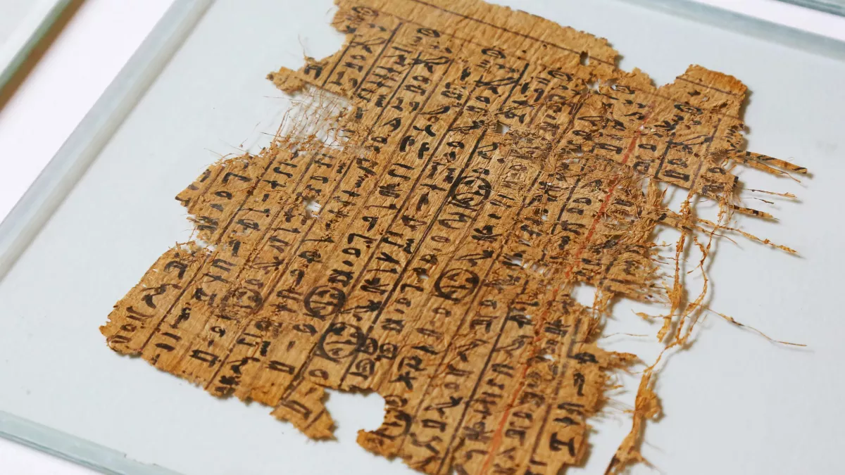 © Windfall LE PAPYRUS OUBLIE DE LA GRANDE PYRAMIDE