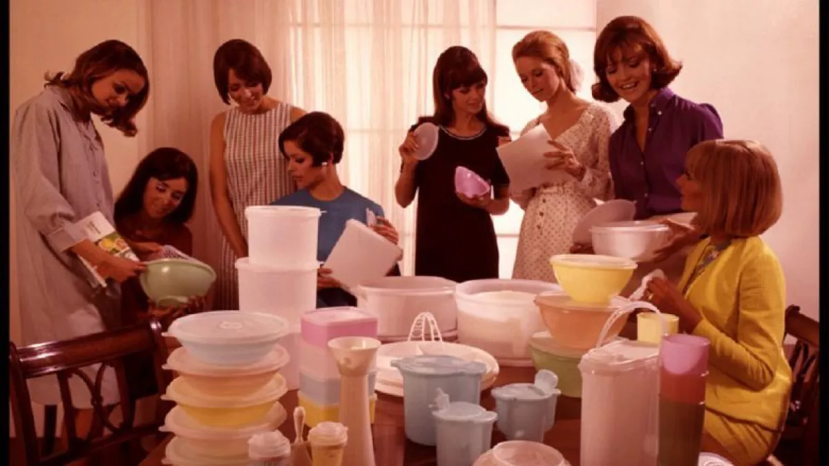 Tupperware Tupperware