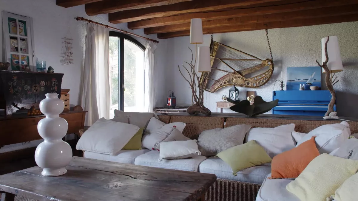 © aprimegroup UNE MAISON UN ARTISTE