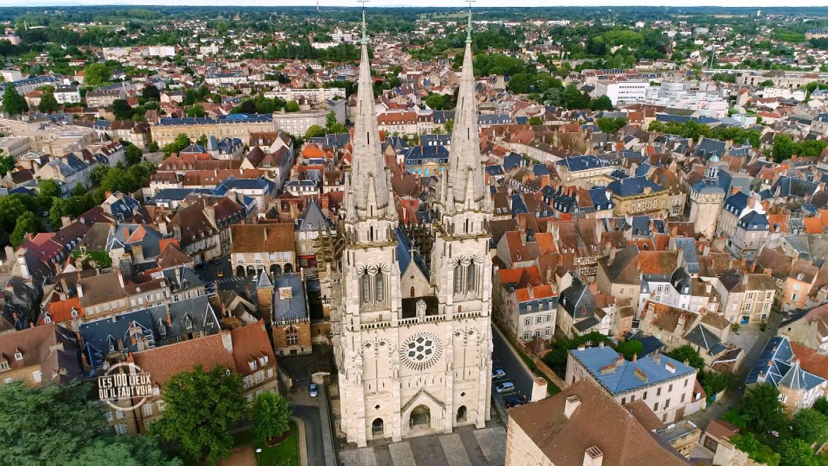 LES 100 LIEUX QU