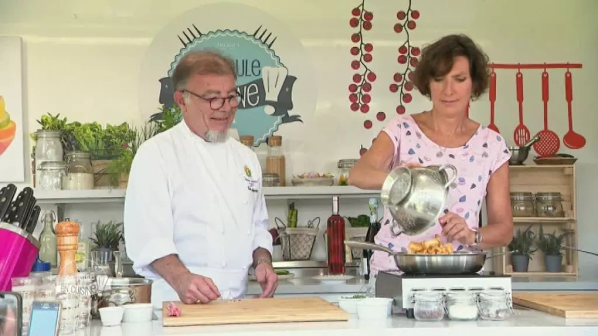 ça roule en cuisine - Paul Aguesse et Sophie Menut - crédit FTV ça roule en cuisine - Paul Aguesse et Sophie Menut - crédit FTV