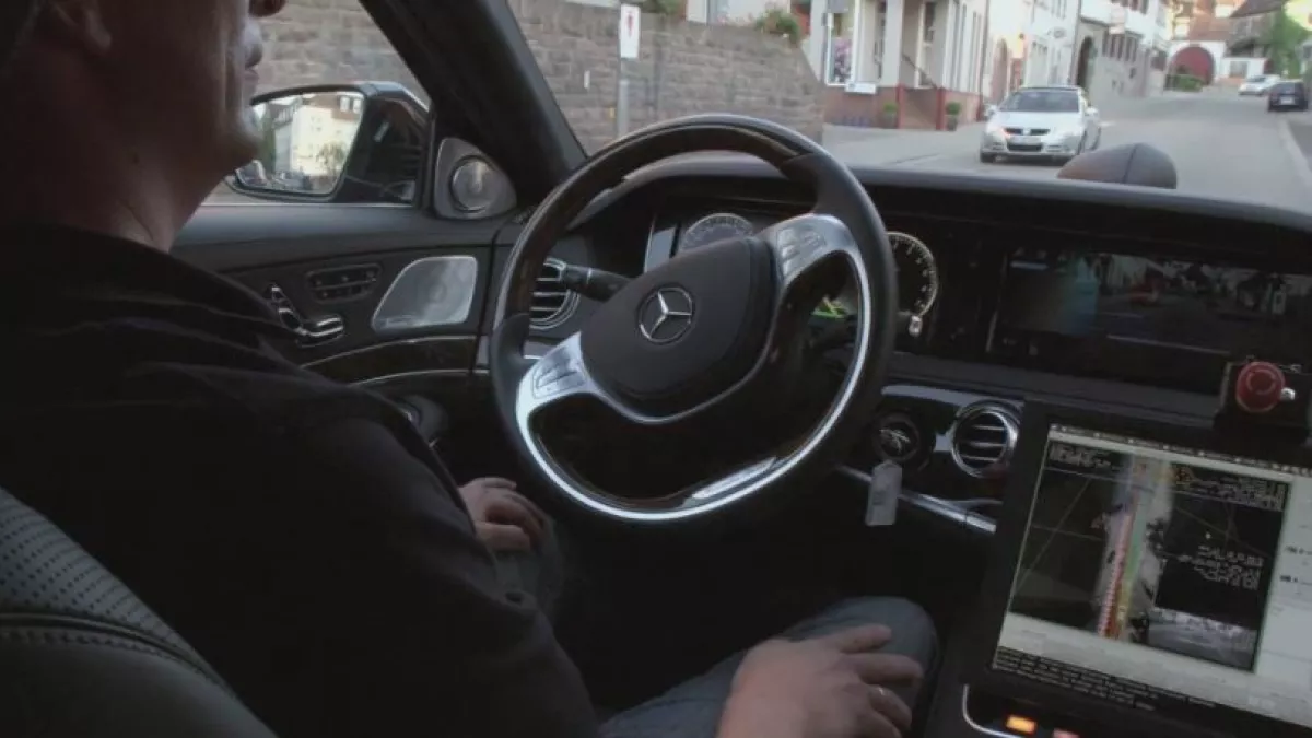 Voiture : êtes-vous prêt à lâcher le volant ? Voiture : êtes-vous prêt à lâcher le volant ?