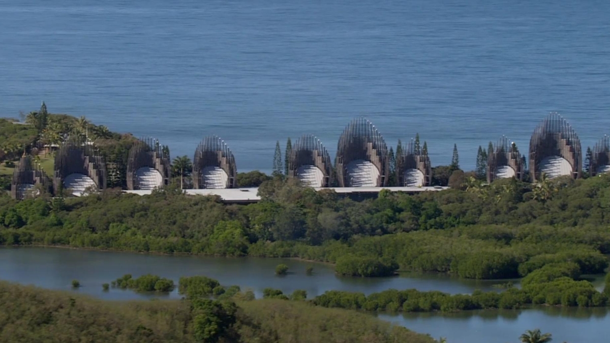 NOUVELLE-CALEDONIE, L'HISTOIRE D'UN DESTIN PARTAGE