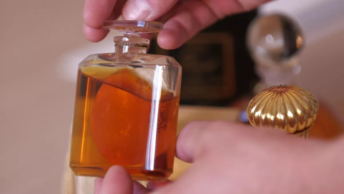 © La Feelgood Company PARFUMS, LES SECRETS DU MADE IN FRANCE
