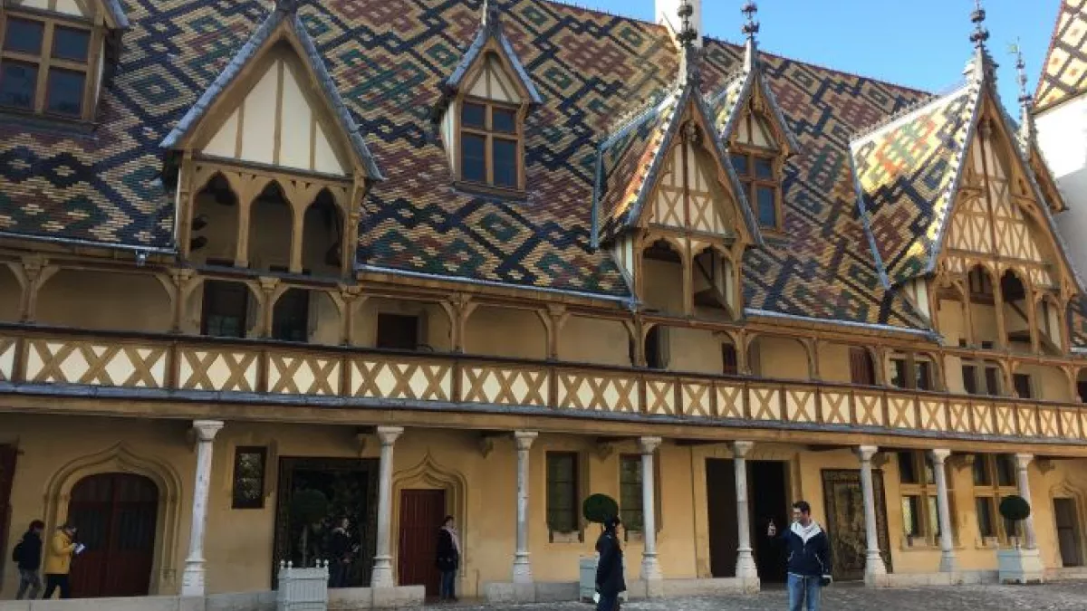 Vente des vins des Hospices de Beaune Vente des vins des Hospices de Beaune