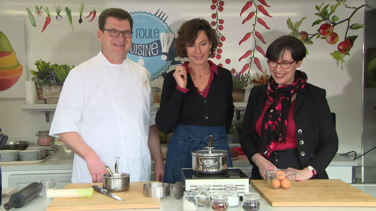 Ça roule en cuisine - Sophie Menut AVEC Catherine et Marc Faivre - crédit FTV Ça roule en cuisine - Sophie Menut AVEC Catherine et Marc Faivre - crédit FTV