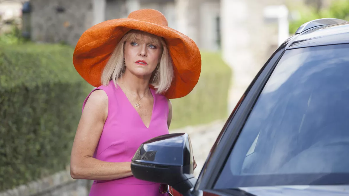 A Free@Last and Company Pictures Production for Acorn TV produced in association with all3media international AGATHA RAISIN