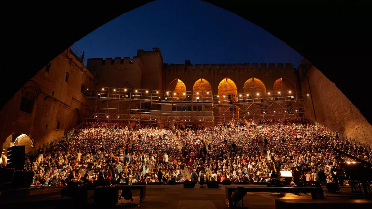 © Christophe Raynaud de Lage / Festival d'Avignon COUR D'HONNEUR DU PALAIS DES PAPES