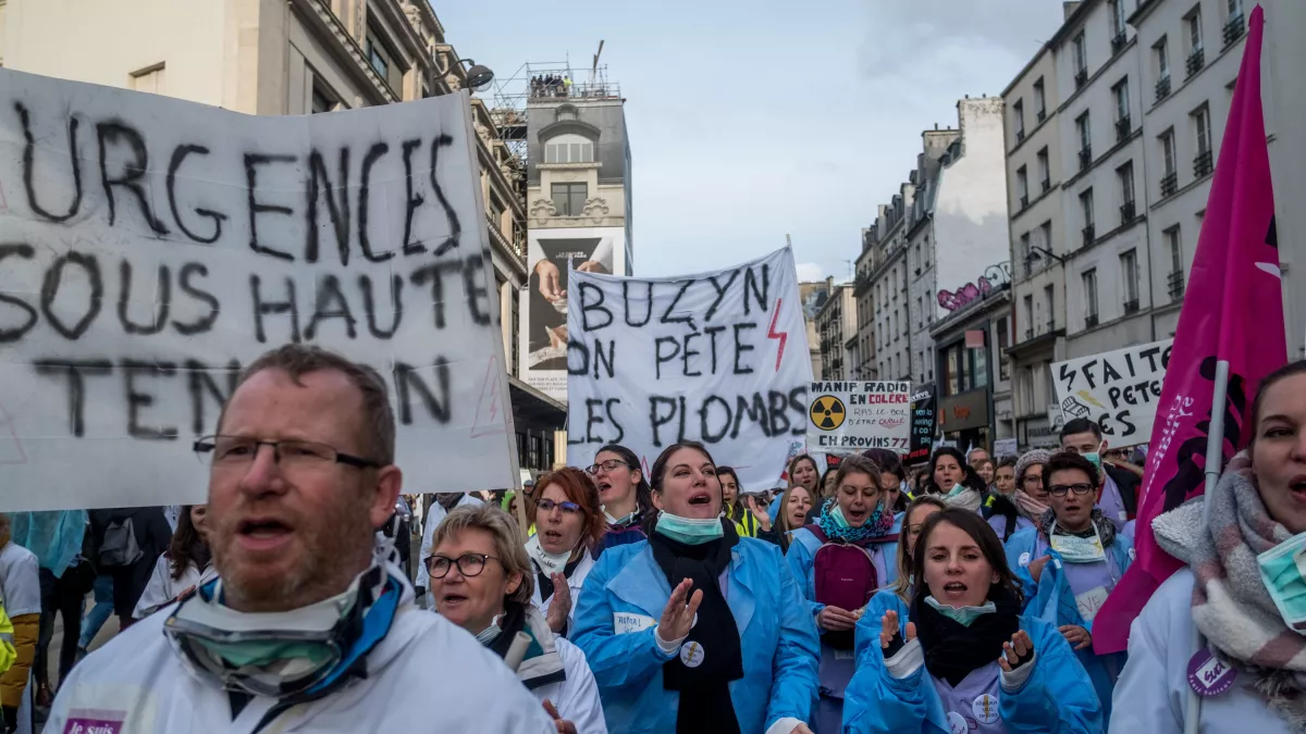 L'hôpital français en crise L'hôpital français en crise