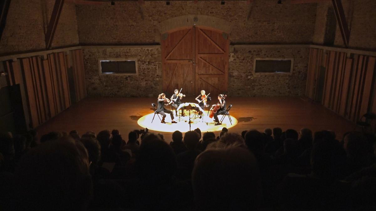 La quatuor Akilone à La Ferme de Villefavard (copyright Gérard Schillinger)