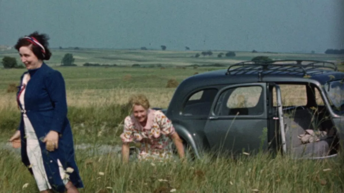 © ZADIG PRODUCTIONS 1939, UN DERNIER ÉTÉ