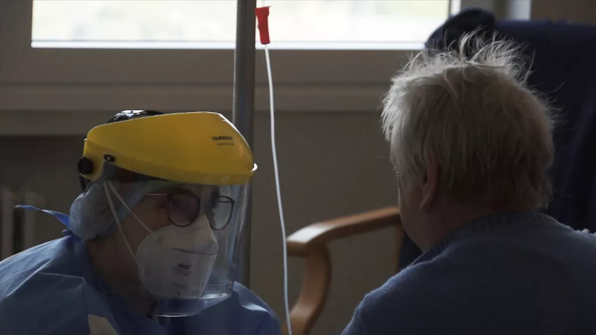 23 JOURS DANS UN HOPITAL BELGE 23 JOURS DANS UN HOPITAL BELGE