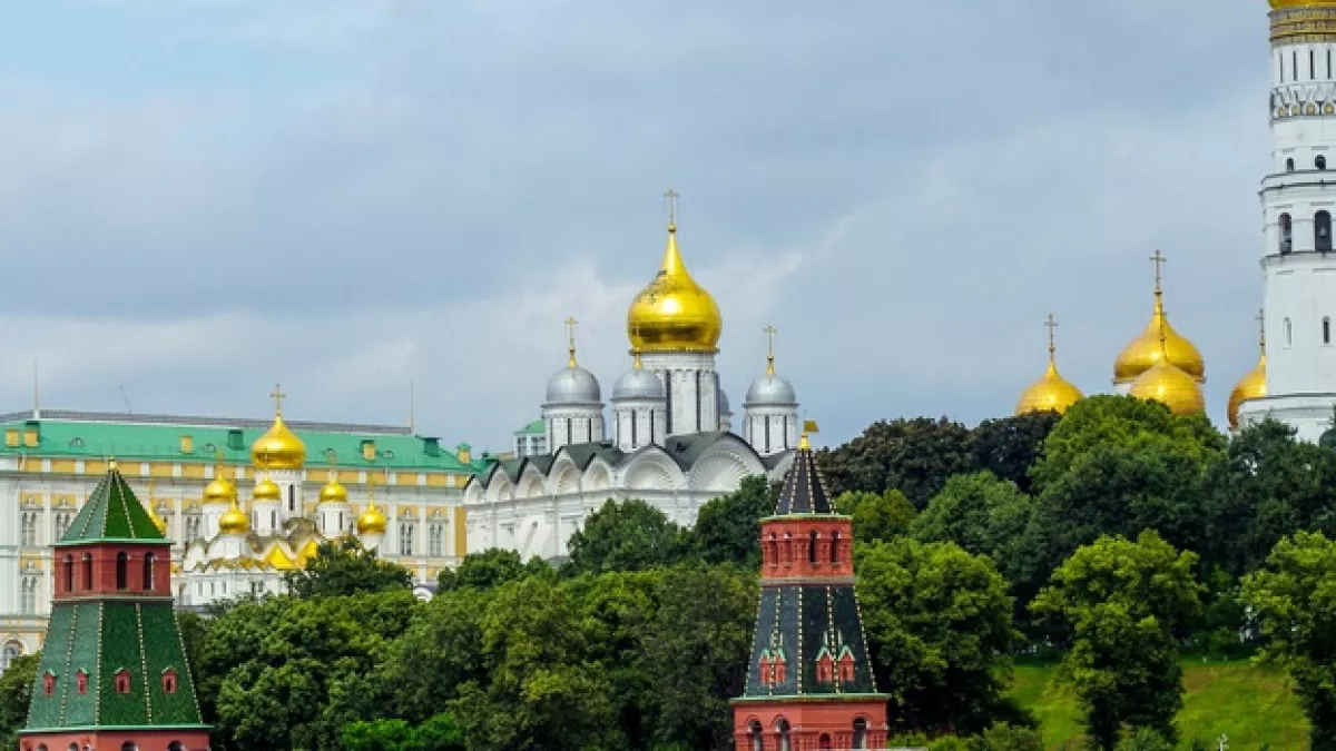 SI LES MURS DU KREMLIN POUVAIENT PARLER SI LES MURS DU KREMLIN POUVAIENT PARLER