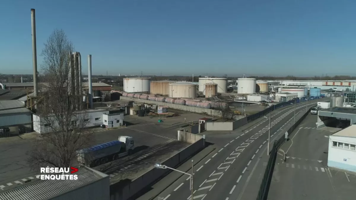 Réseau d'Enquêtes - Vivre sous la menace Seveso © France Télévisions & Grand Angle Réseau d'Enquêtes - Vivre sous la menace Seveso