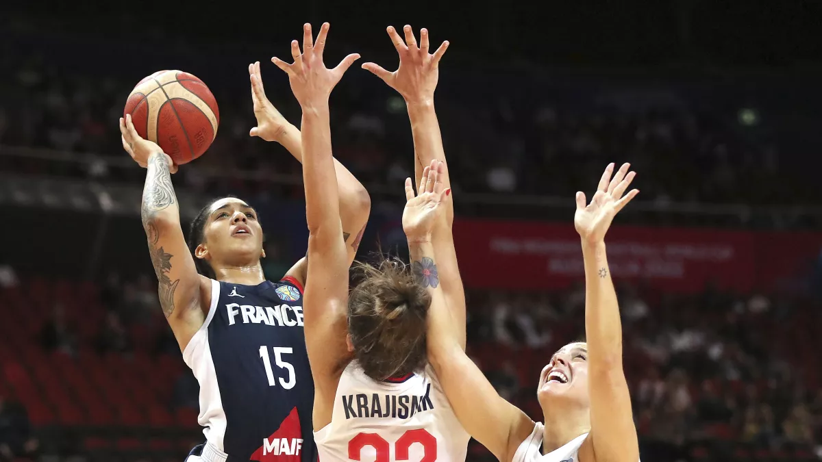 Basket féminin